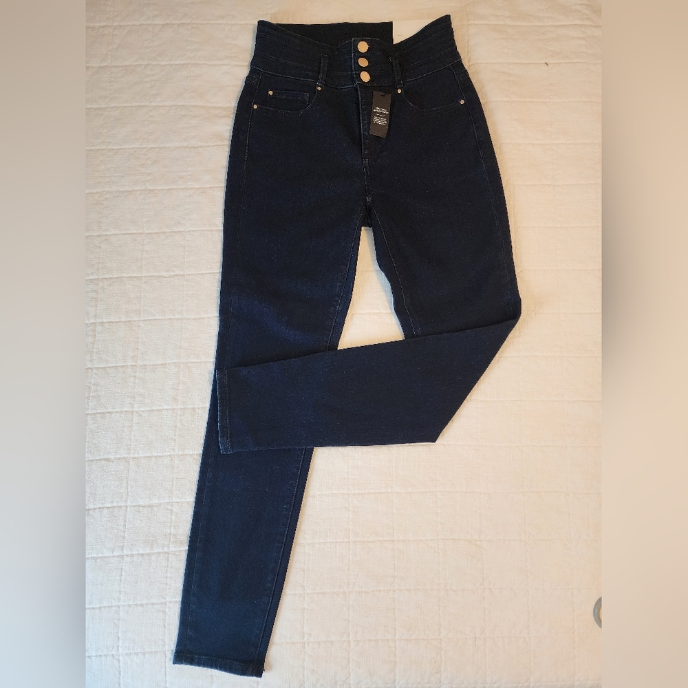 Ann Taylor The Skinny (In Curvy) Dark Blue Jeans, Size 2, NWT
